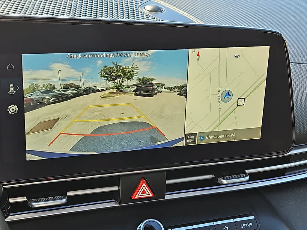 Used 2025 Hyundai Elantra Limited FWD image 18