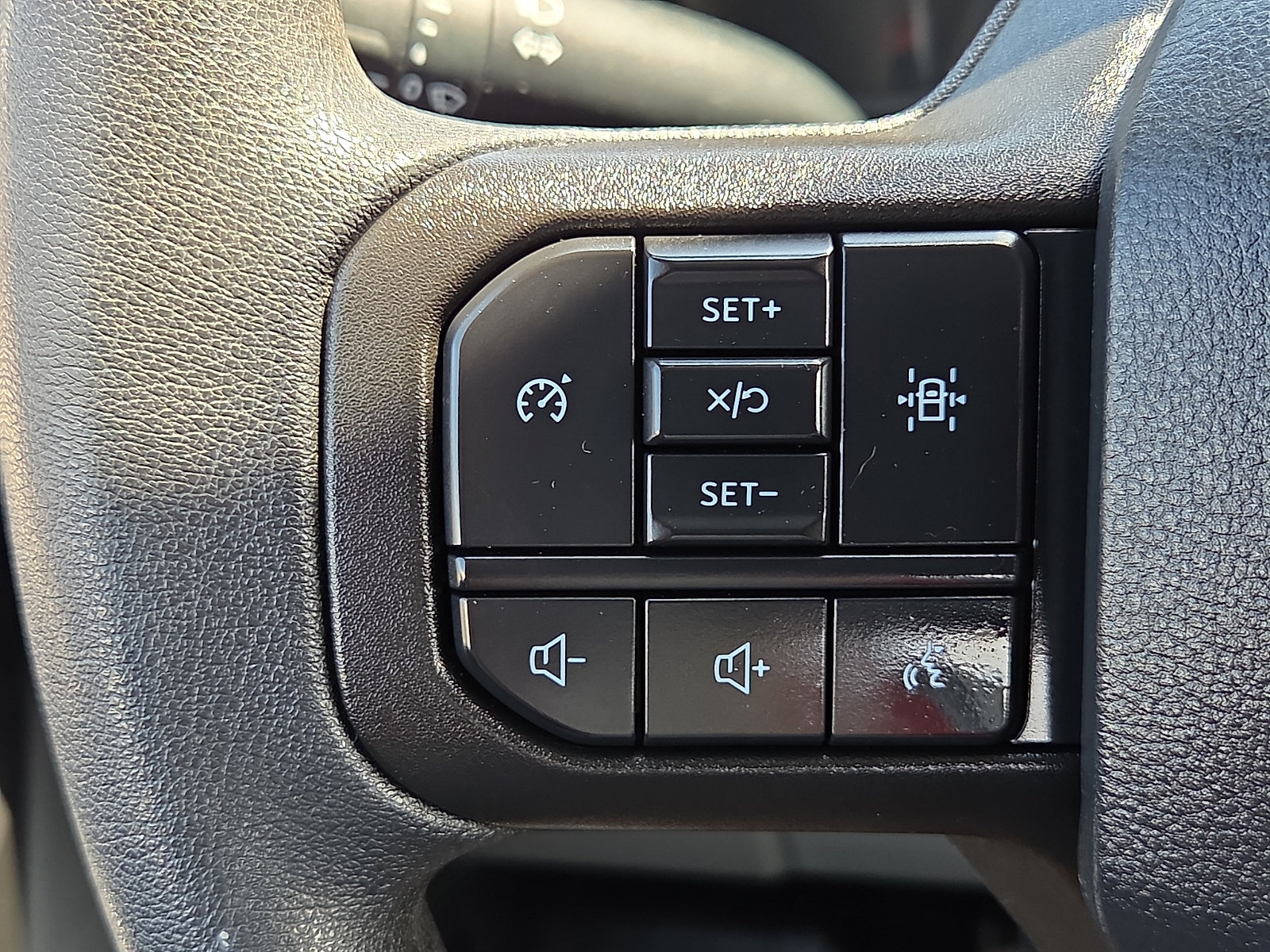 Used 2022 Ford F150 XL w/ Equipment Group 101A High RWD image 21