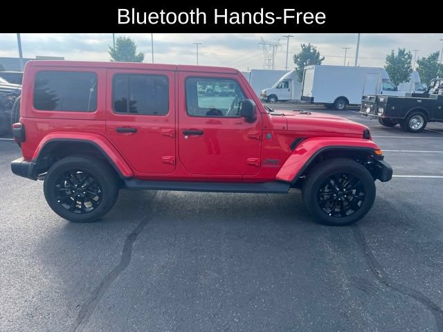 Used 2025 Jeep Wrangler Unlimited Sahara AWD/4WD image 5