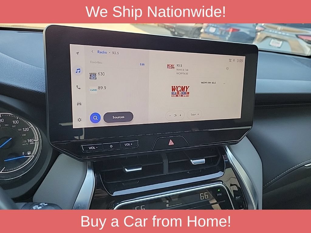 Used 2024 Toyota Venza XLE AWD/4WD image 19