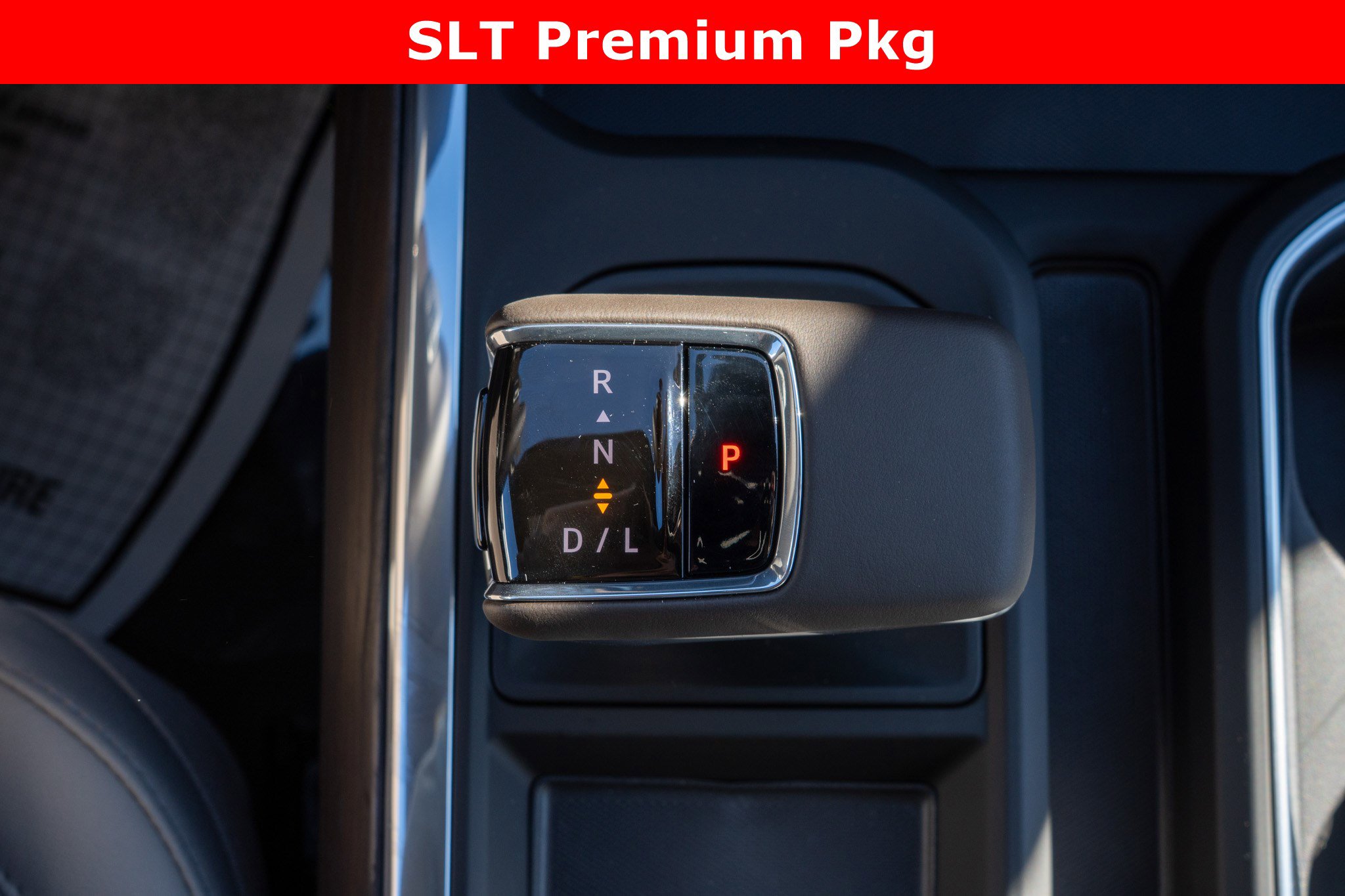 New 2026 GMC Sierra 1500 SLT w/ SLT Premium Package AWD/4WD image 13