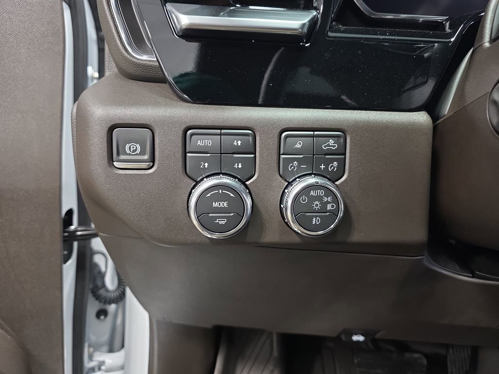 New 2026 GMC Sierra 1500 SLT w/ SLT Premium Plus Package image 25