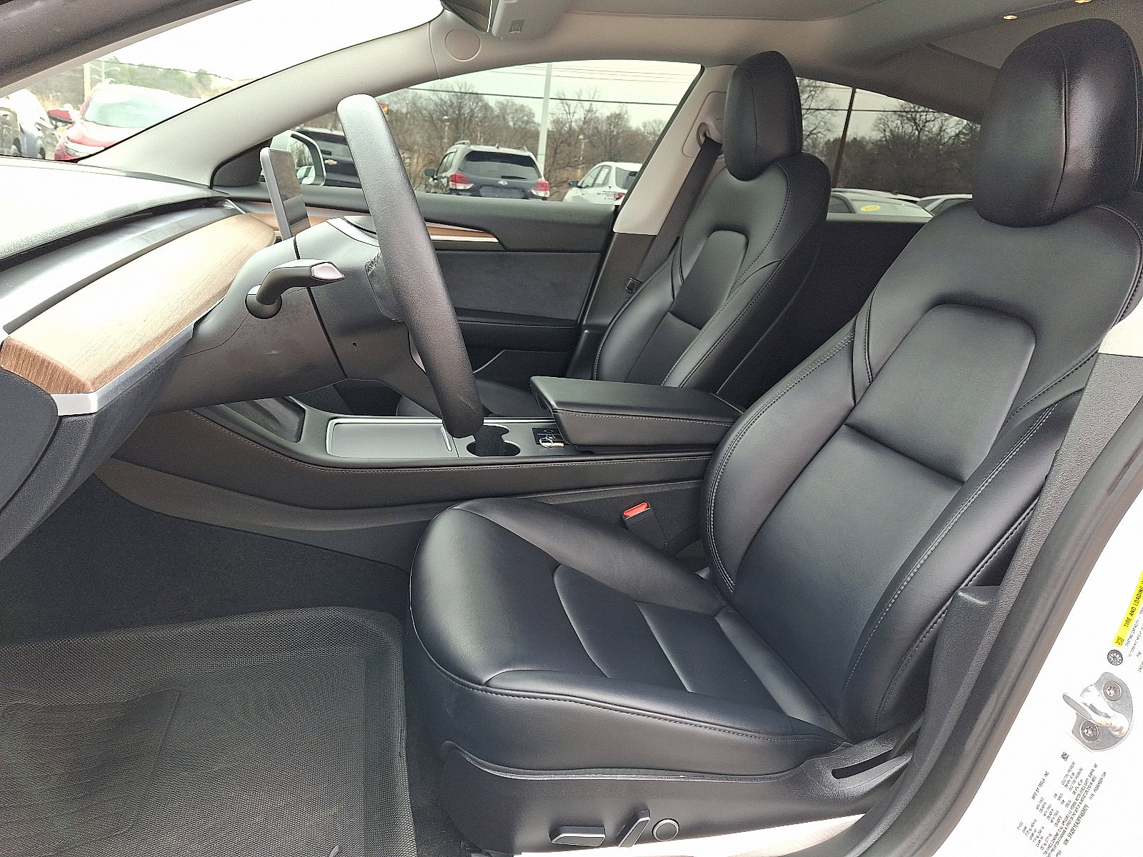 Used 2023 Tesla Model 3 Standard Range image 15