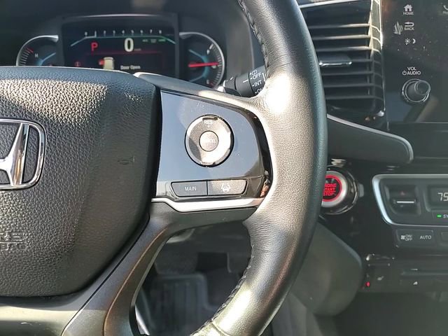Used 2022 Honda Pilot Touring image 18