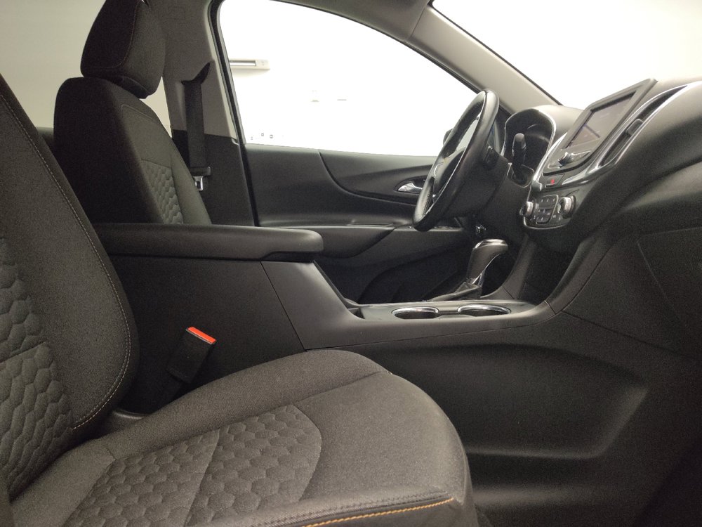 Used 2020 Chevrolet Equinox LT FWD image 21