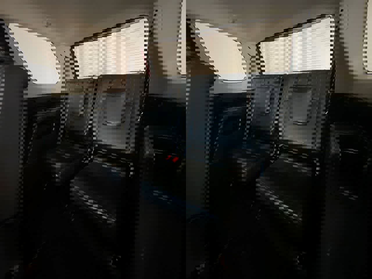 Used 2013 Toyota 4Runner SR5 w/ Premium Pkg w/3rd Row Seat image 23