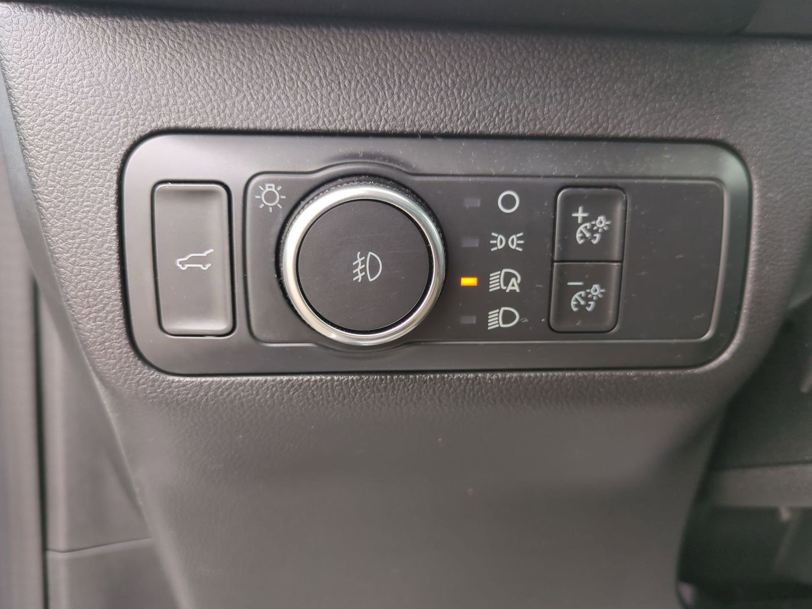 Used 2022 Ford Escape SEL FWD image 18