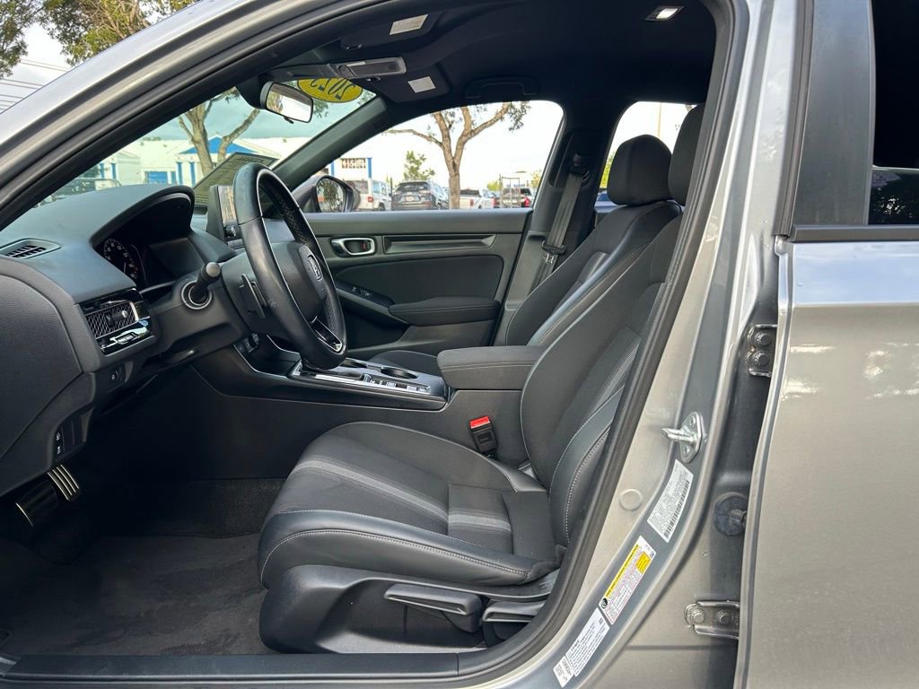 Used 2023 Honda Civic Sport image 16