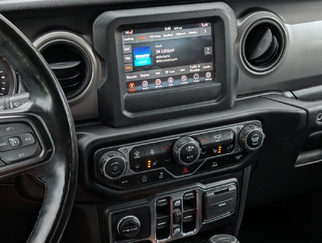 Used 2021 Jeep Gladiator Sport AWD/4WD image 18