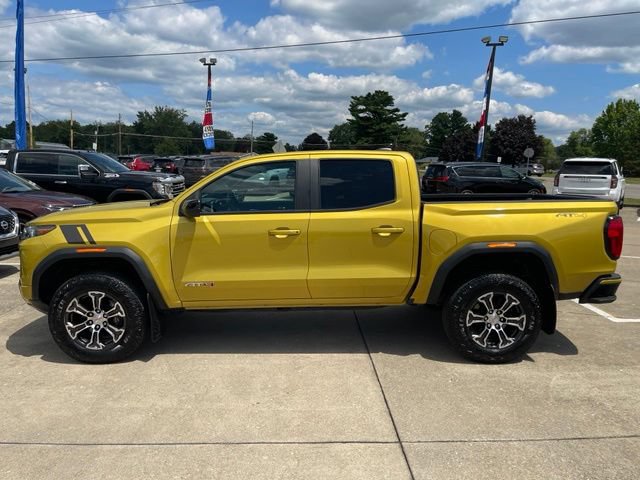 Used 2023 GMC Canyon AT4 w/ Technology Package AWD/4WD image 8