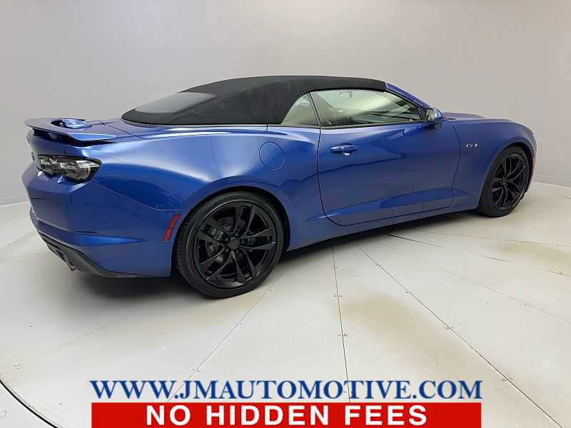 Used 2023 Chevrolet Camaro LT w/ RS Package image 10