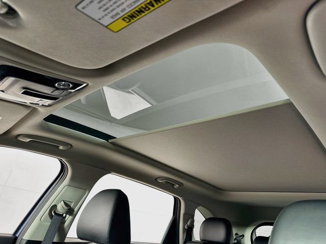 Used 2025 Kia Sorento S w/ Panoramic Sunroof Package AWD/4WD image 4