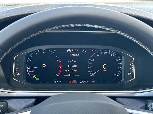 New 2025 Volkswagen Taos SEL image 31