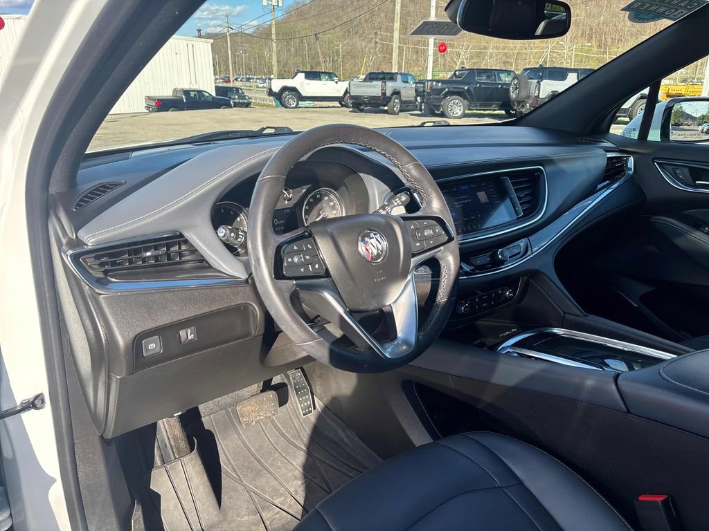 Used 2023 Buick Enclave Essence w/ Experience Buick Package AWD/4WD image 13