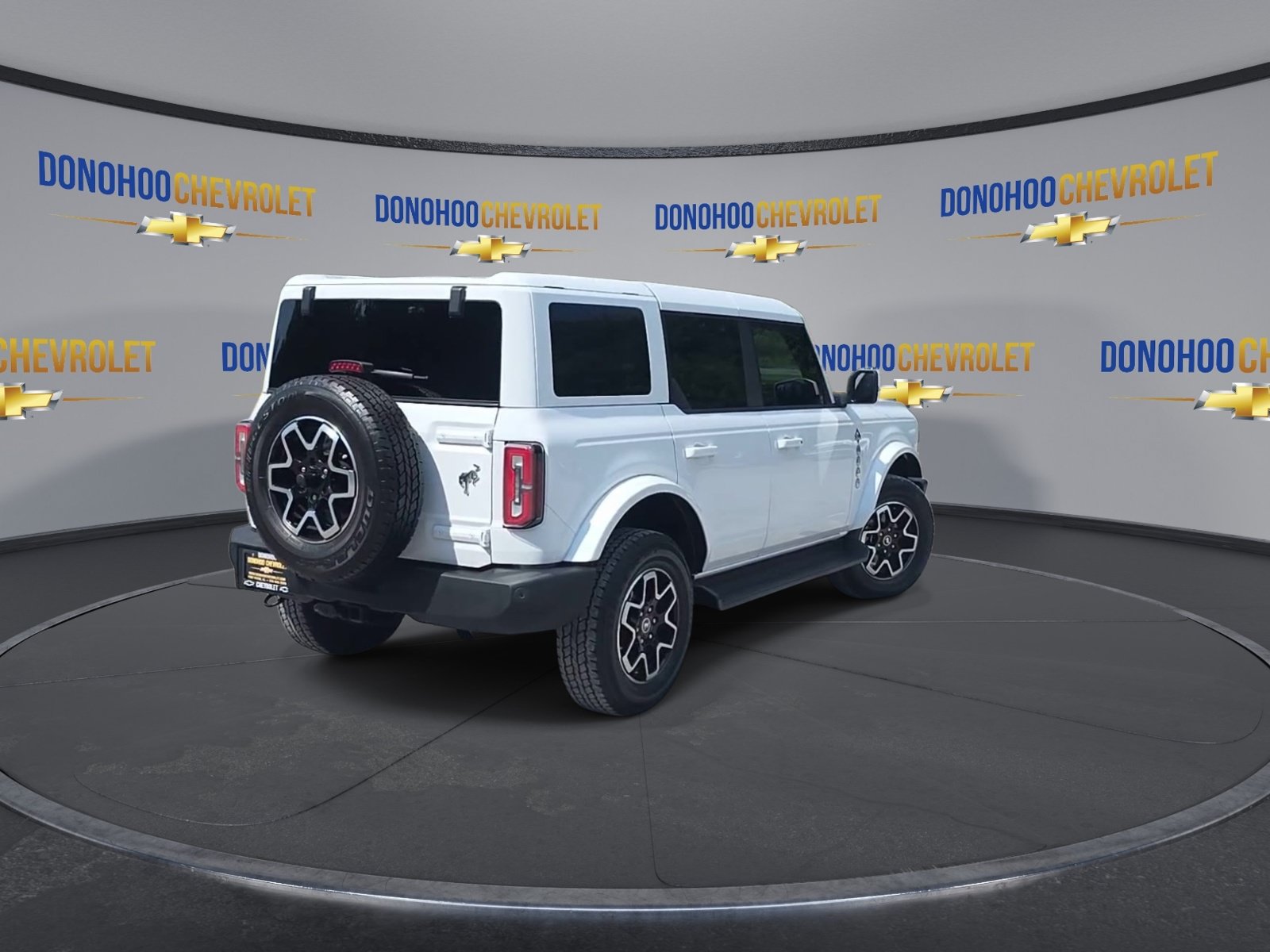 Used 2025 Ford Bronco Outer Banks AWD/4WD image 11