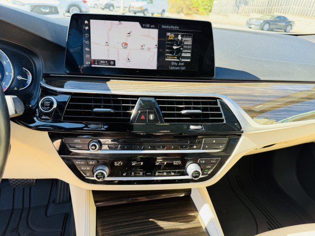 Used 2019 BMW 540i image 12