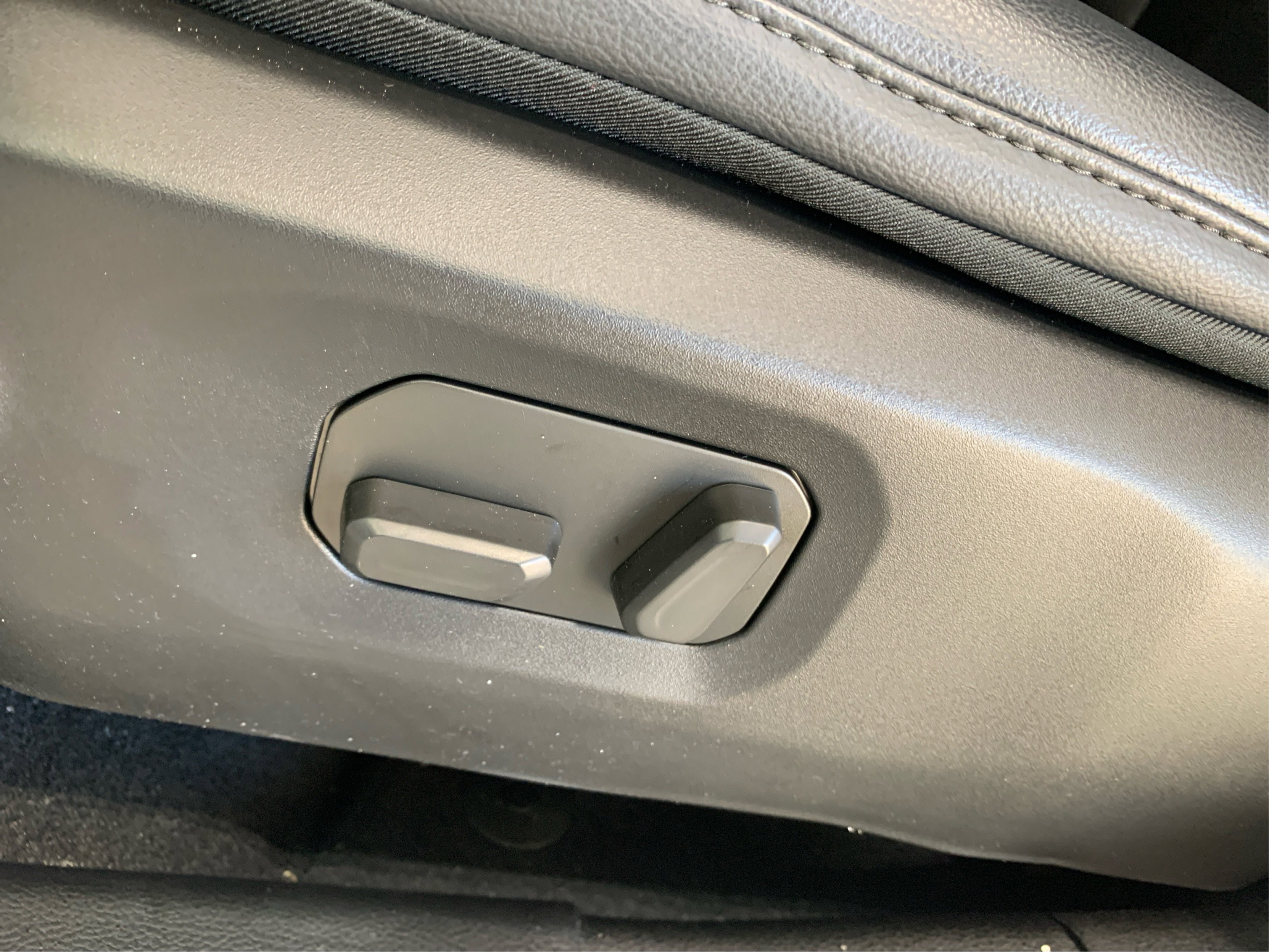 New 2025 Jeep Wrangler Sahara w/ Safety Group image 32