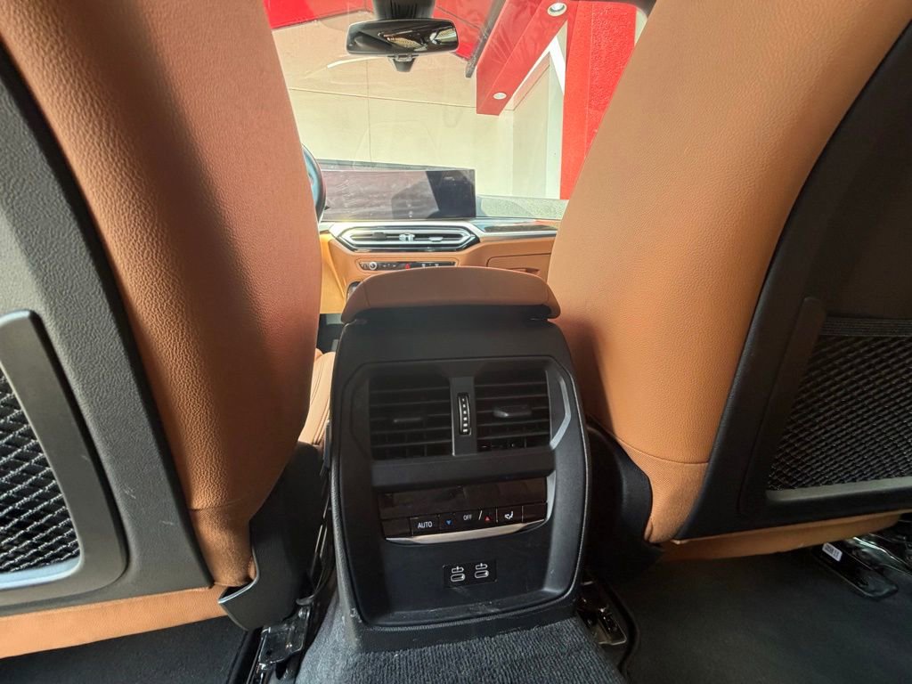 Used 2023 BMW i4 eDrive35 w/ Premium Package RWD image 27