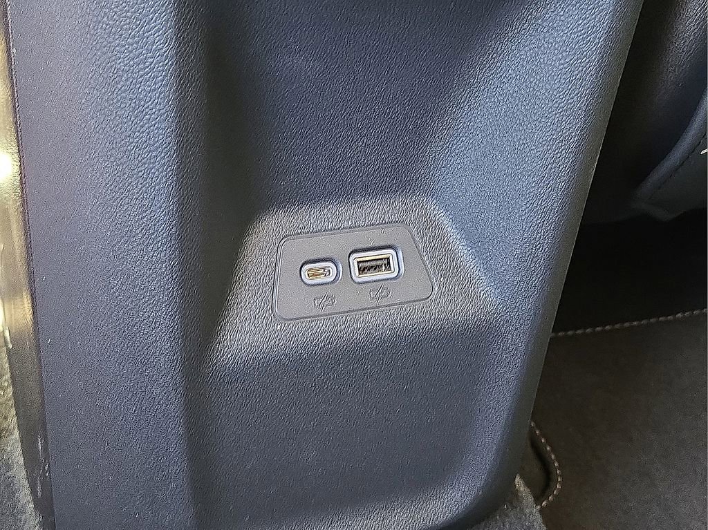Used 2023 Buick Envision Preferred AWD/4WD image 16