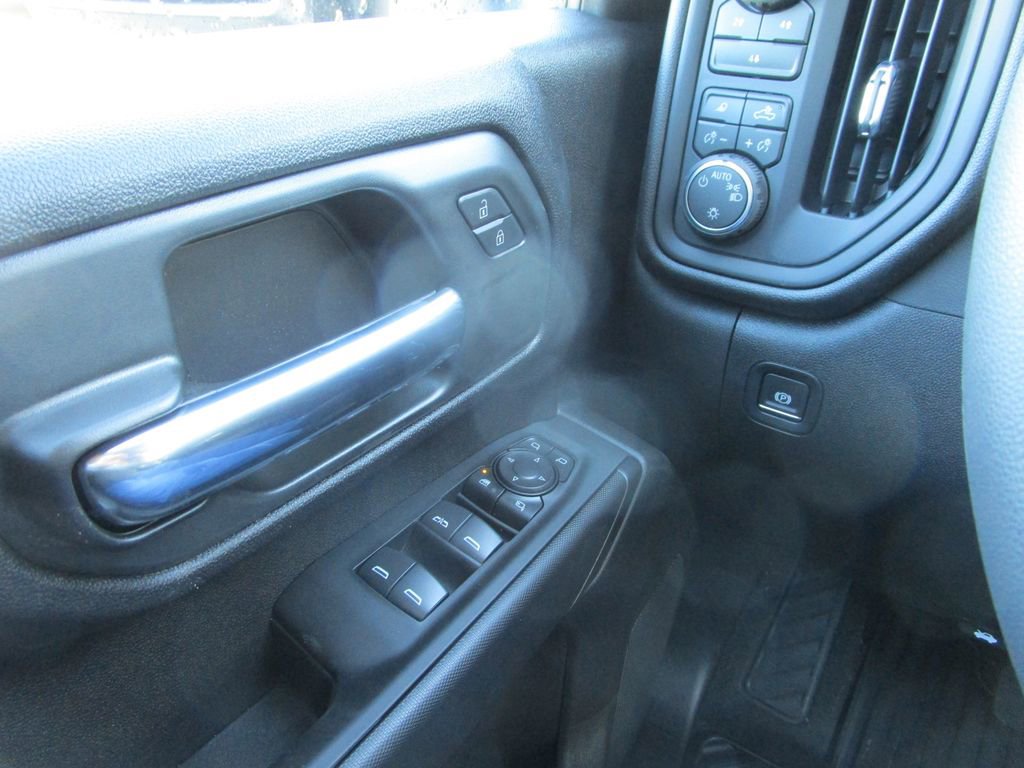 New 2026 Chevrolet Silverado 2500 Custom w/ Custom Value Package image 35