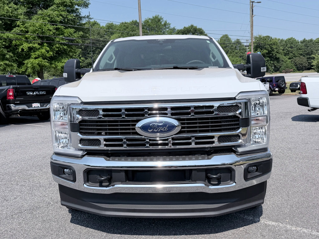 Used 2026 Ford F350 XLT AWD/4WD image 3
