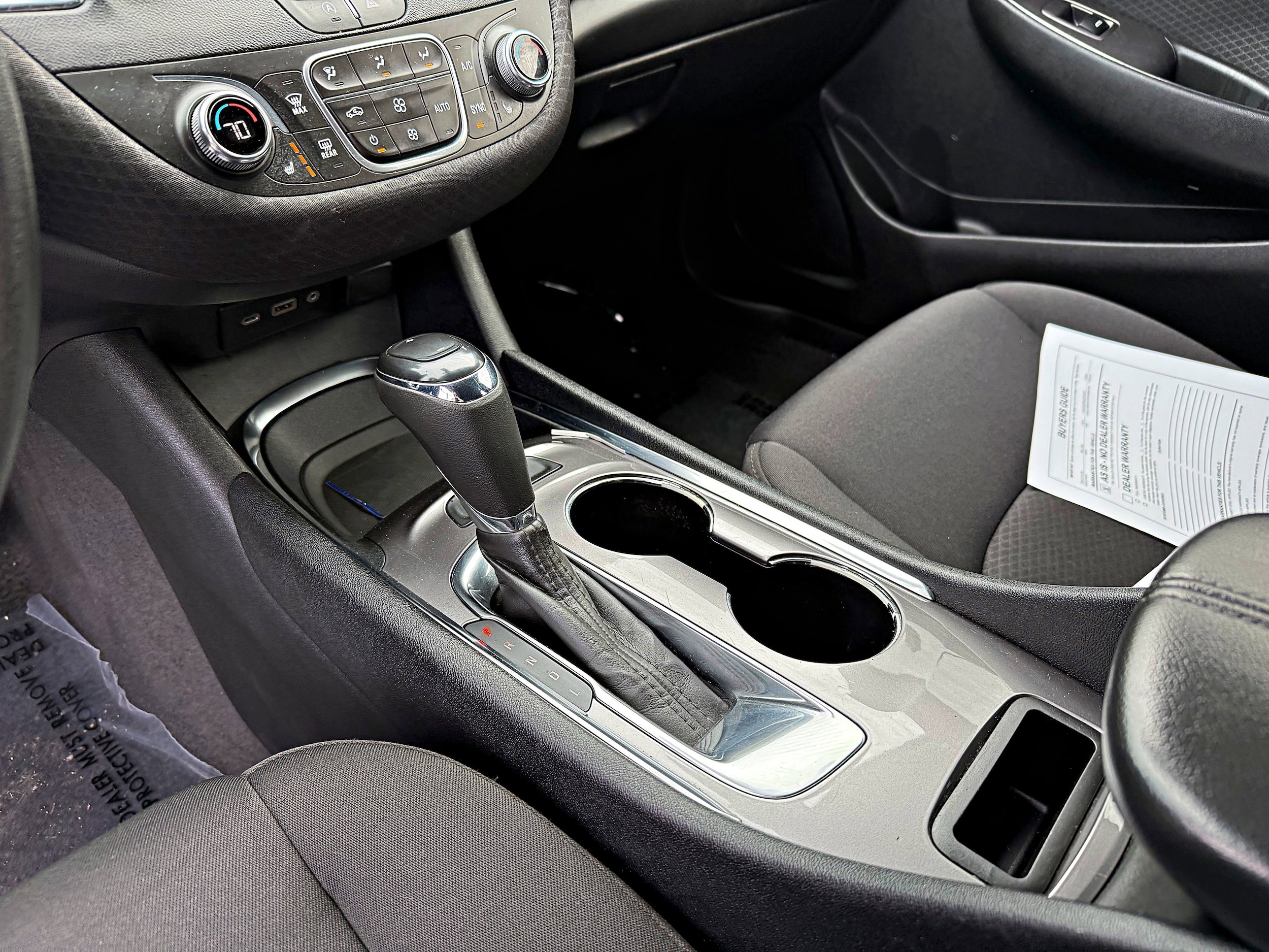 Used 2020 Chevrolet Malibu LT FWD image 19
