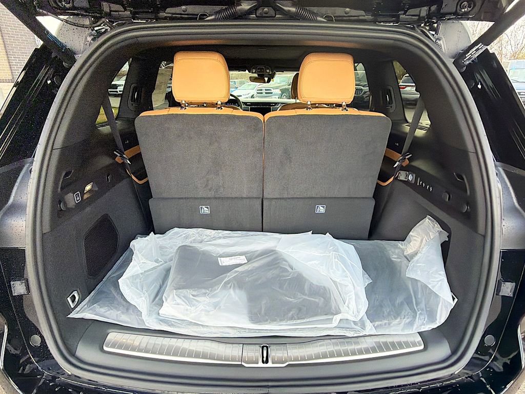 New 2025 Jeep Grand Cherokee L Summit AWD/4WD image 13