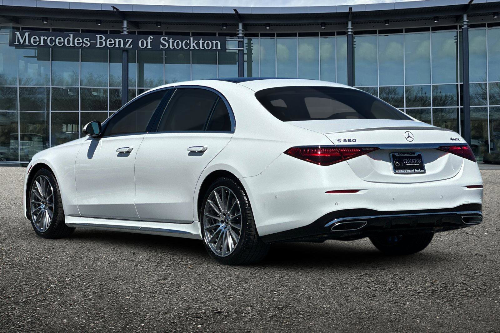 New 2025 Mercedes-Benz S 580 4MATIC Sedan image 6