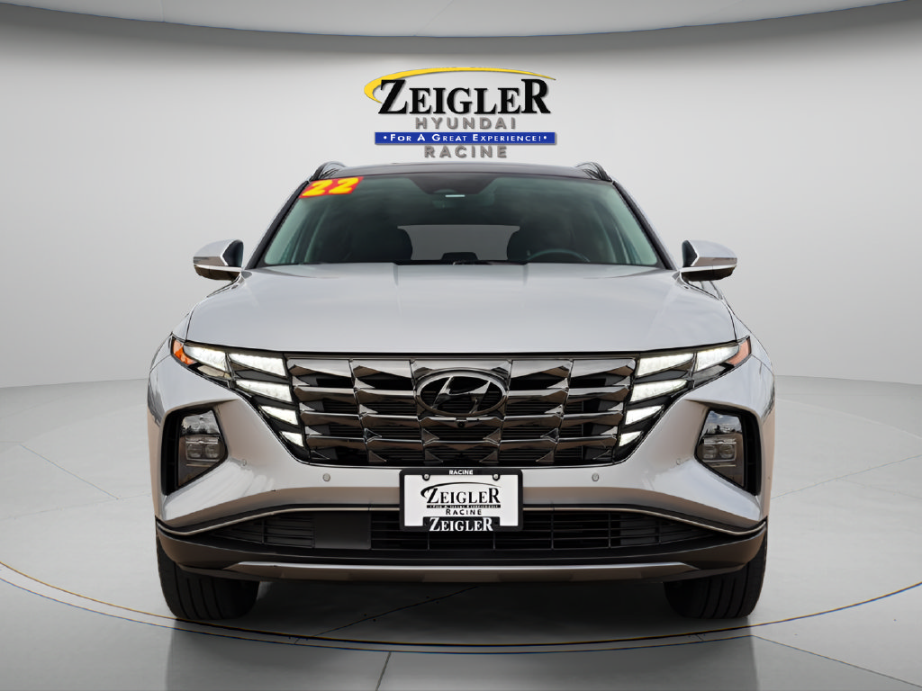 Certified 2022 Hyundai Tucson Limited w/ Winter Package AWD/4WD image 2