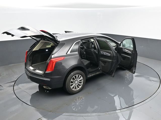 Used 2017 Cadillac XT5 Luxury w/ Driver Awareness Package image 28