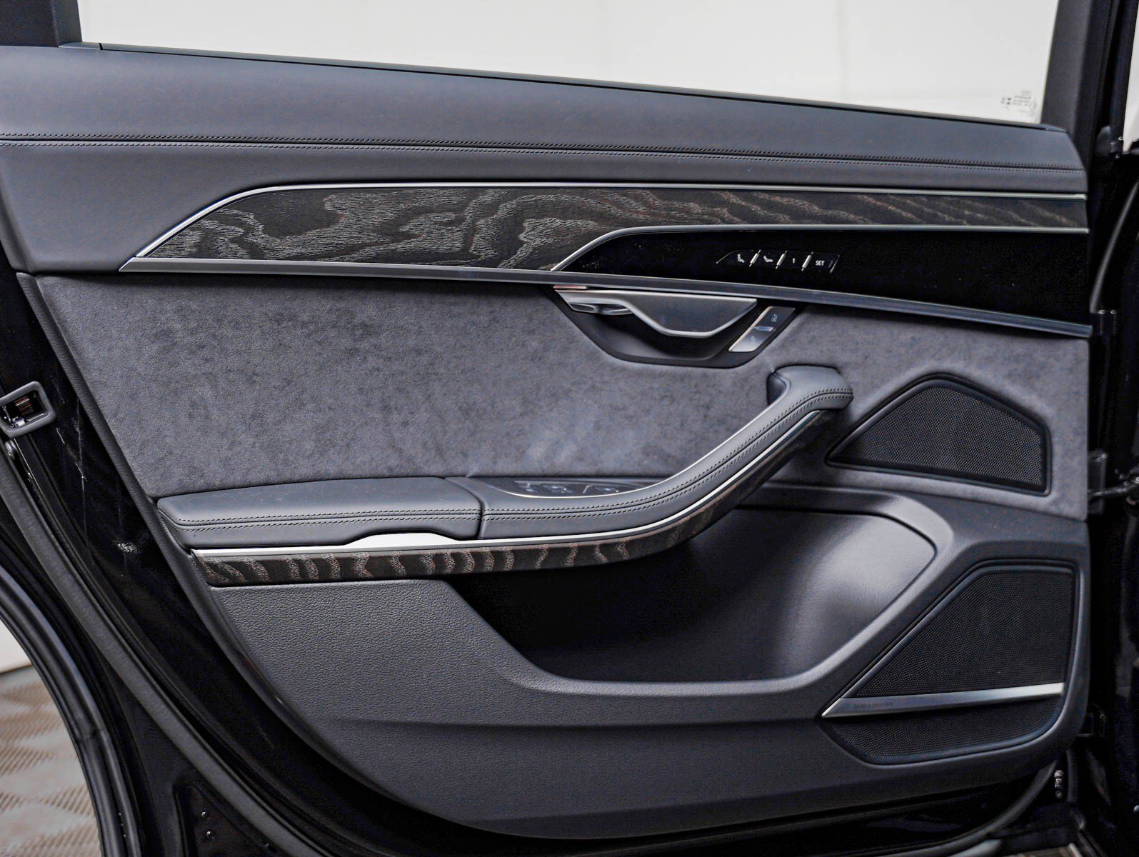 New 2026 Audi A8 L 3.0T AWD/4WD image 21