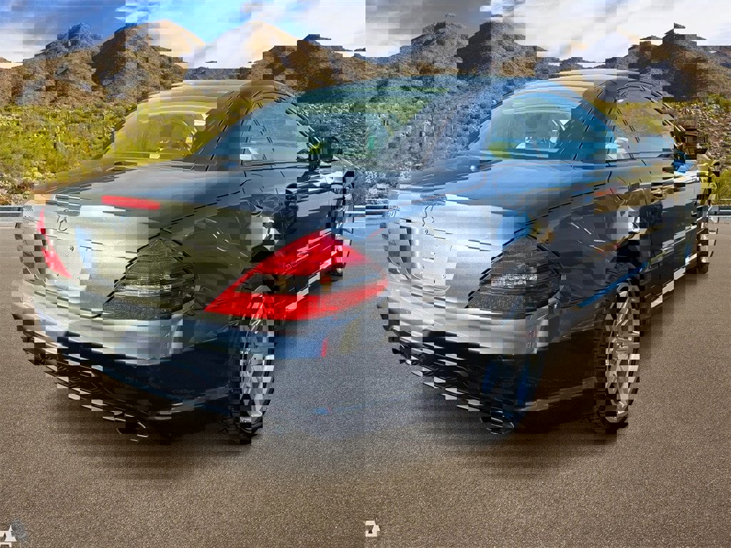 Used 2009 Mercedes-Benz SL 550 image 4