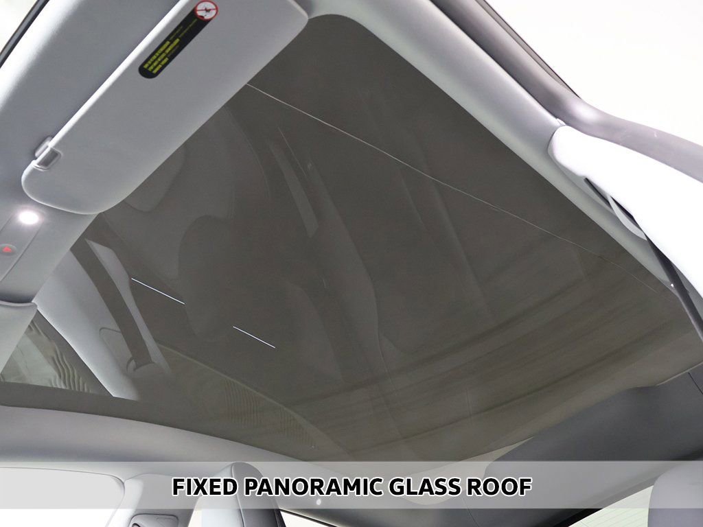 Used 2026 Tesla Model Y Long Range image 5