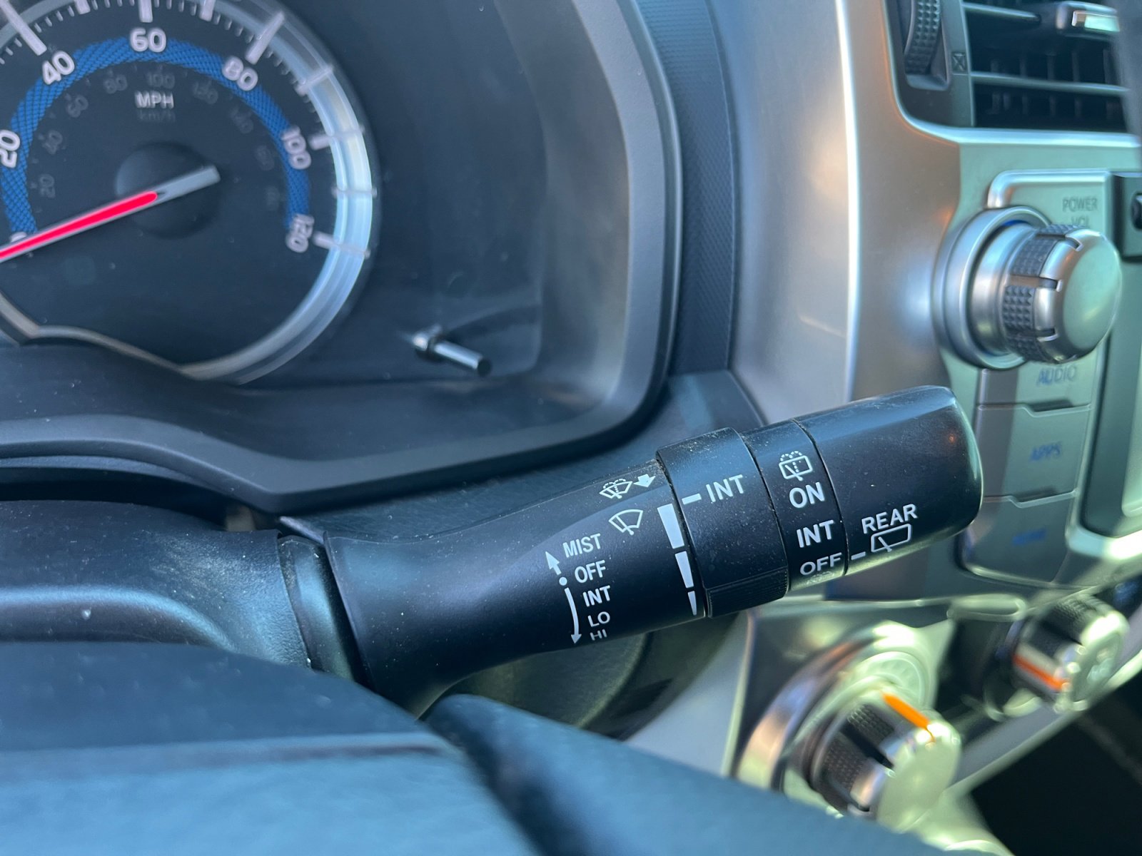 Used 2019 Toyota 4Runner SR5 Premium image 11