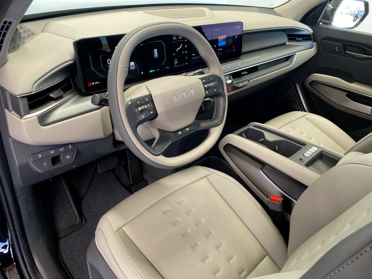 New 2026 Kia EV9 Wind AWD/4WD image 21