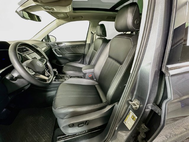 Certified 2024 Volkswagen Tiguan SE AWD/4WD image 20