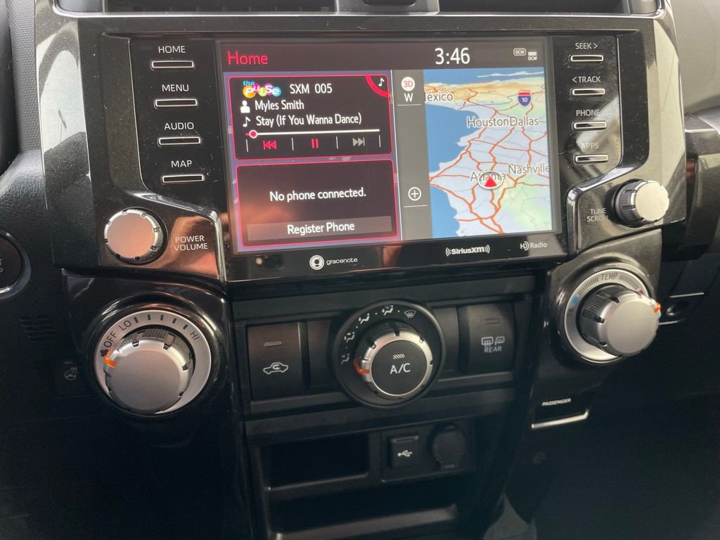 Used 2024 Toyota 4Runner TRD Off-Road Premium image 18