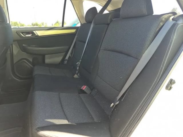Used 2019 Subaru Outback 2.5i Premium w/ Popular Package #2 AWD/4WD image 10