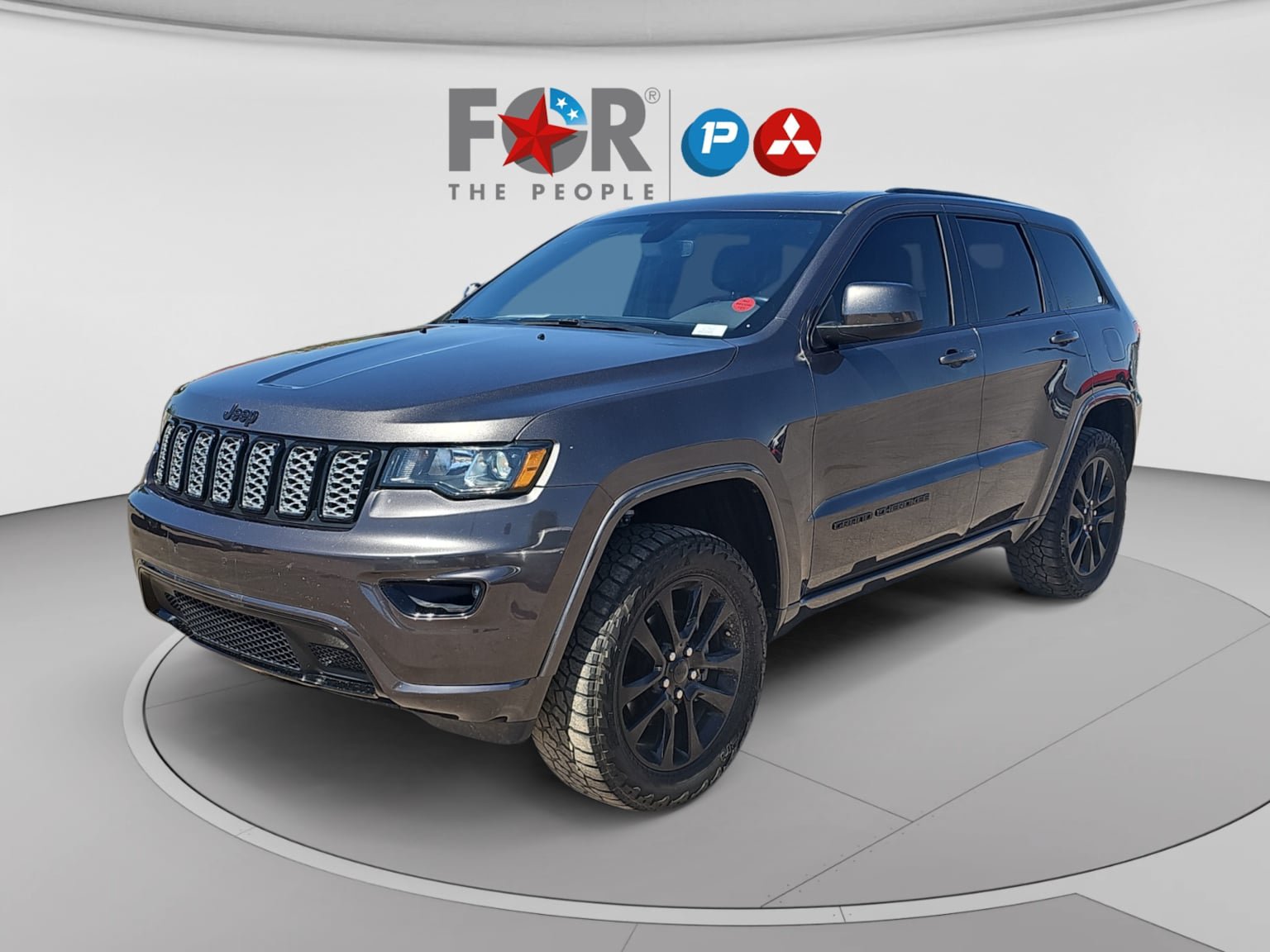 Used 2019 Jeep Grand Cherokee Altitude AWD/4WD video 1