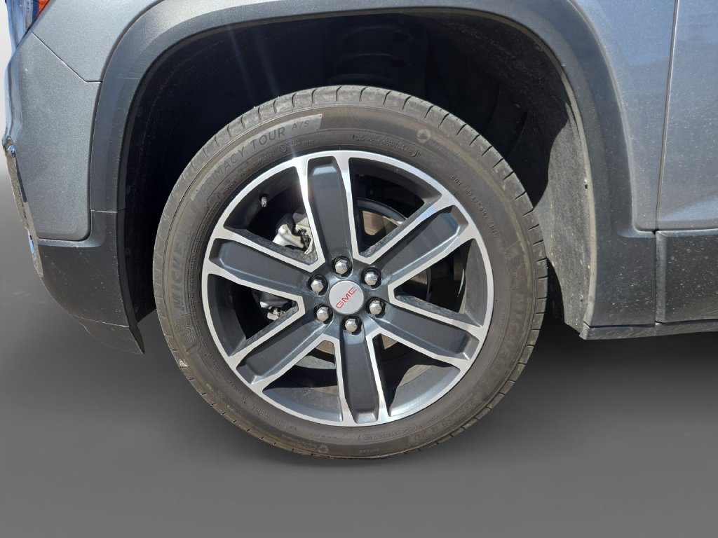 Used 2023 GMC Acadia SLT w/ Technology Package AWD/4WD image 15