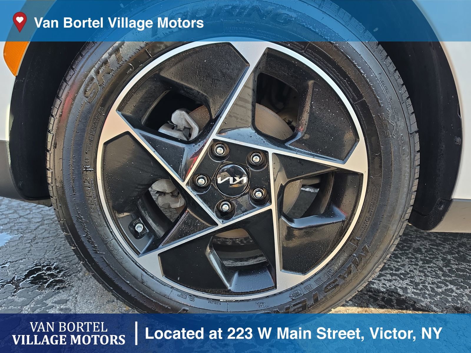 Used 2025 Kia Soul EX FWD image 29