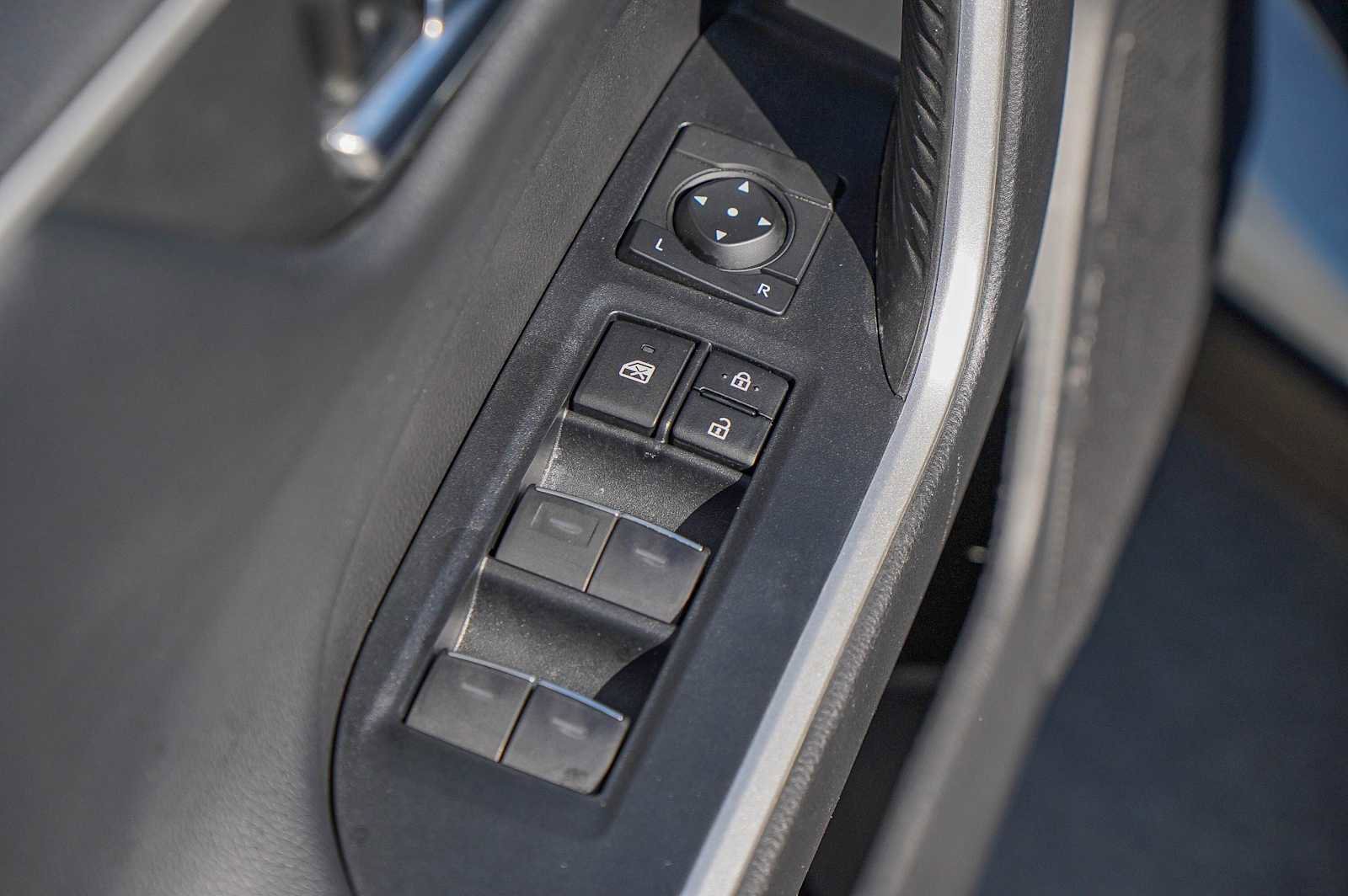 Used 2022 Toyota RAV4 XSE image 23