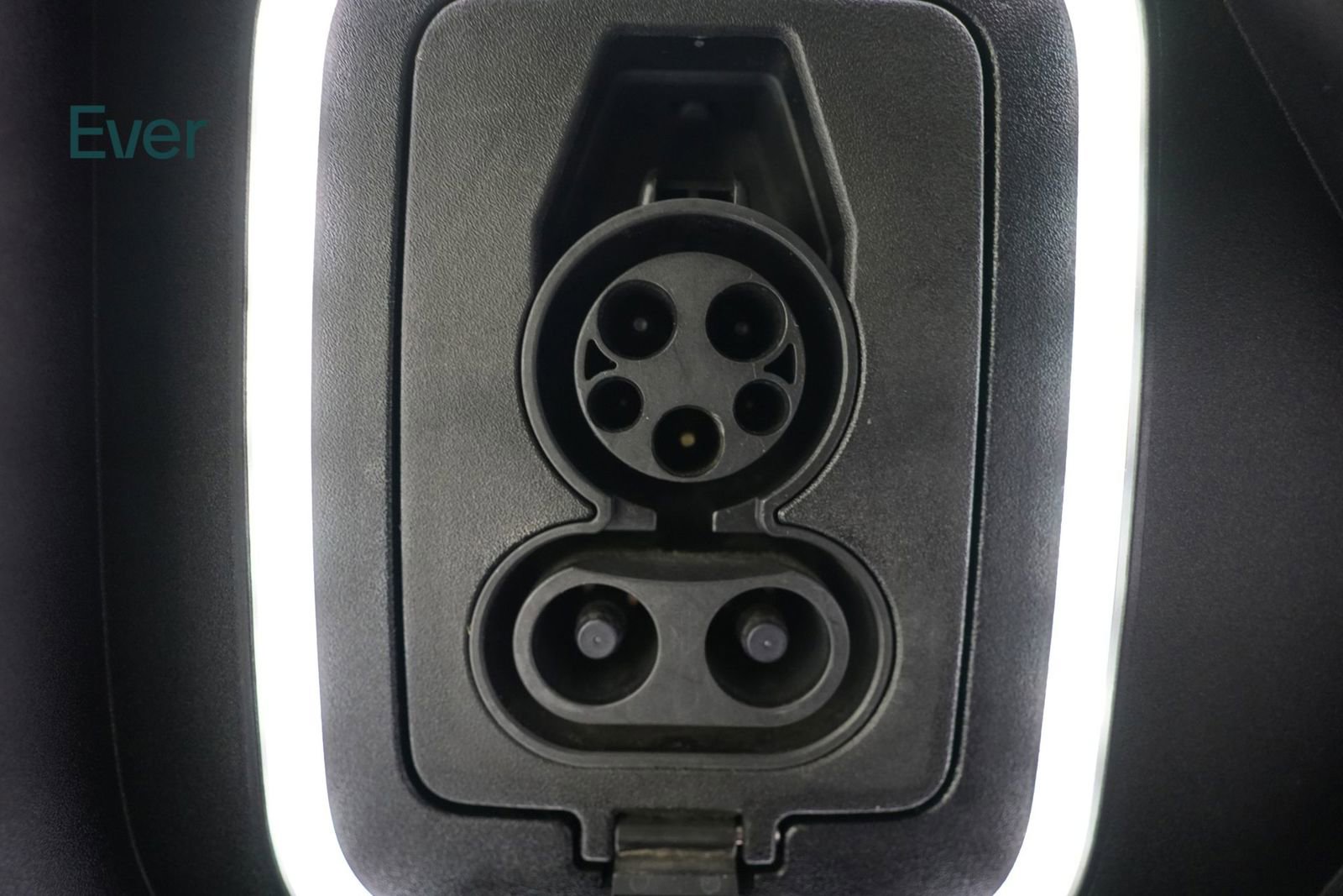 Used 2023 Rivian R1S Adventure AWD/4WD image 10
