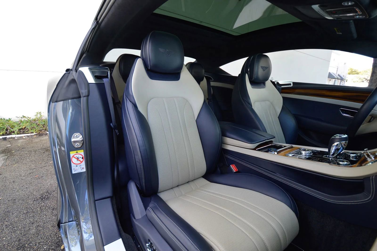 Used 2021 Bentley Continental GT image 64