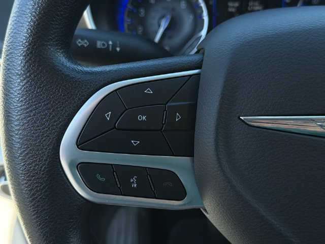 Used 2021 Chrysler Voyager LX FWD image 25