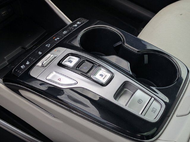Used 2022 Hyundai Tucson Limited FWD image 22