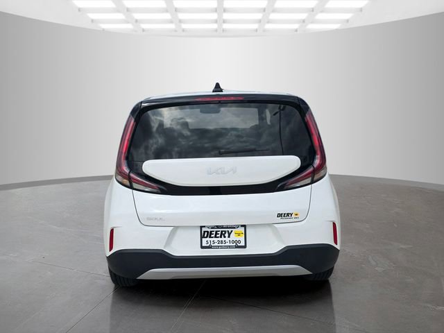 Used 2024 Kia Soul LX FWD image 10