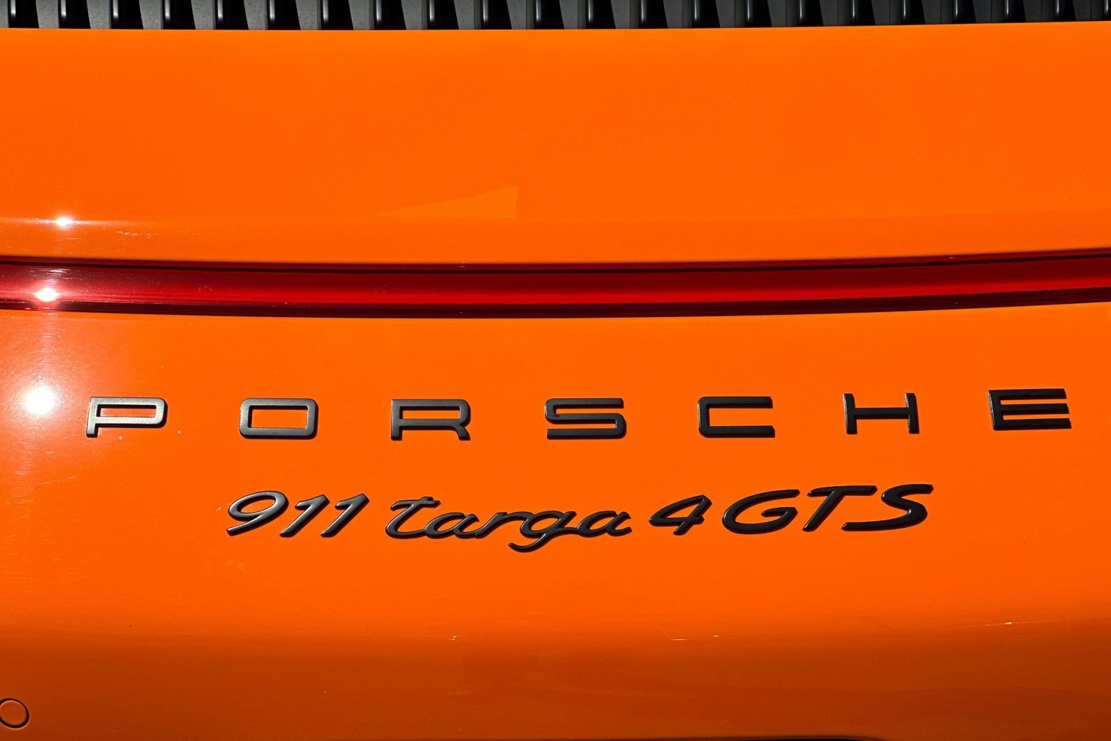 Used 2018 Porsche 911 Targa 4 GTS image 37