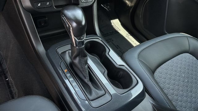 Used 2022 Chevrolet Colorado Z71 AWD/4WD image 29