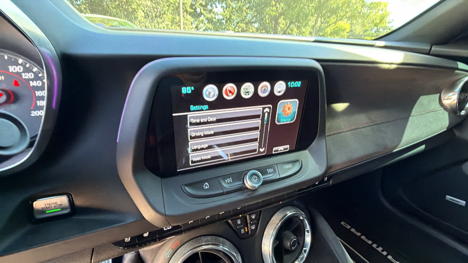 Used 2018 Chevrolet Camaro ZL1 RWD image 14